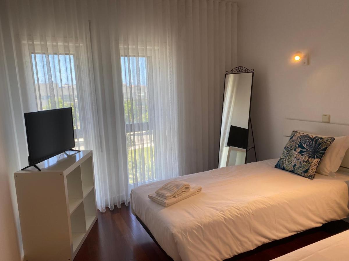 Front With Rooftop Apartment Vila do Conde